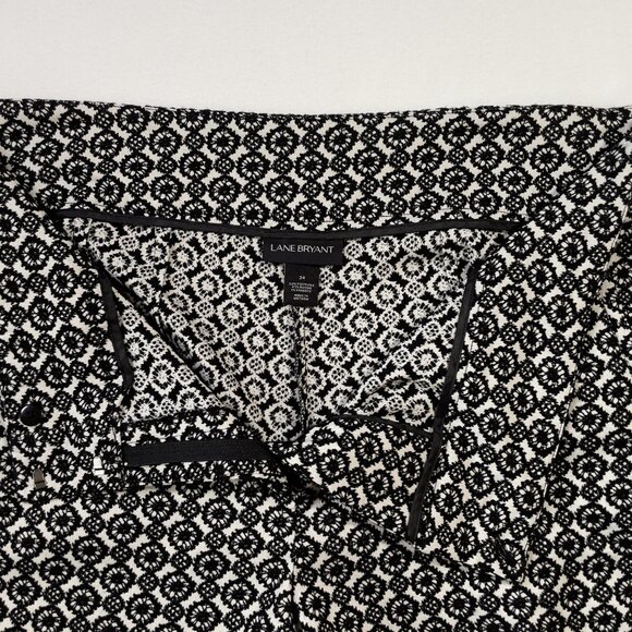 Lane Bryant Lena Patterned Ankle Pant Black White Wrinkle Resistant Knit Size 24 - Picture 6 of 14